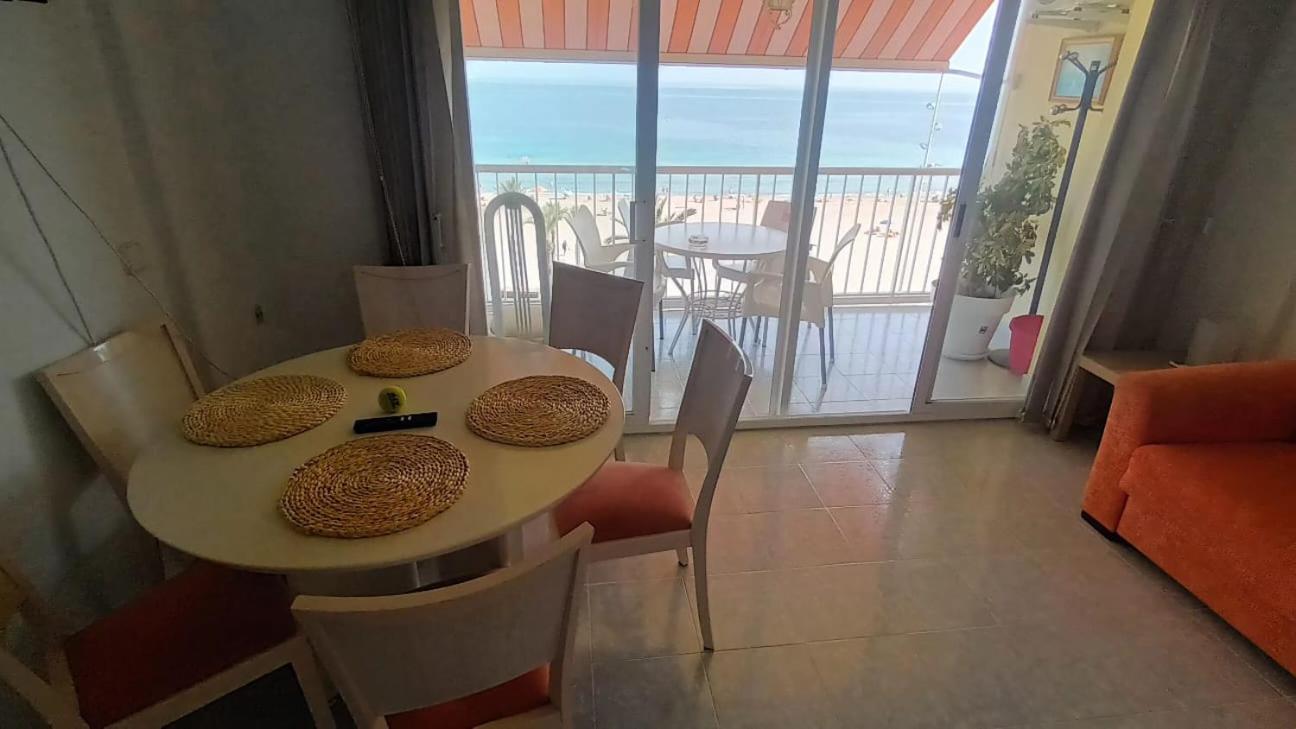 Apartamento Suite Acapulco First Line Benidorm Beach Экстерьер фото